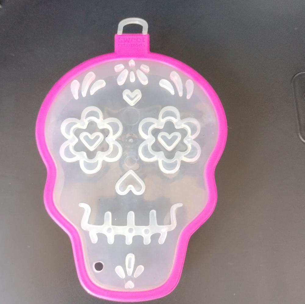 Sweet Creations Sugar Skull Cookie Cutter NEW
